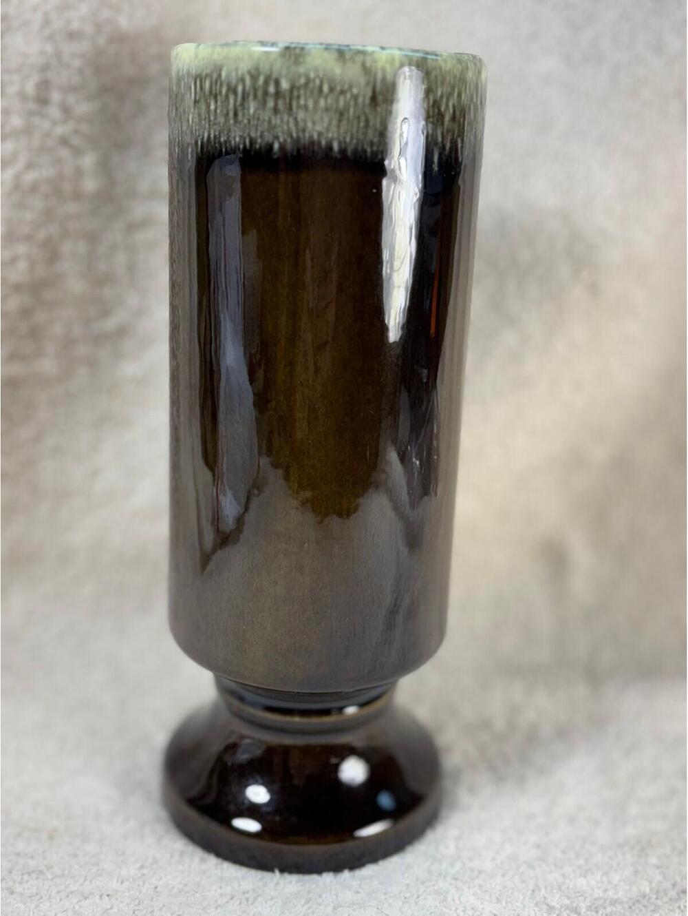 179 Vintage Mid-Century Hull Pottery Hunter Green Drip Glaze Footed Vase F35 USA